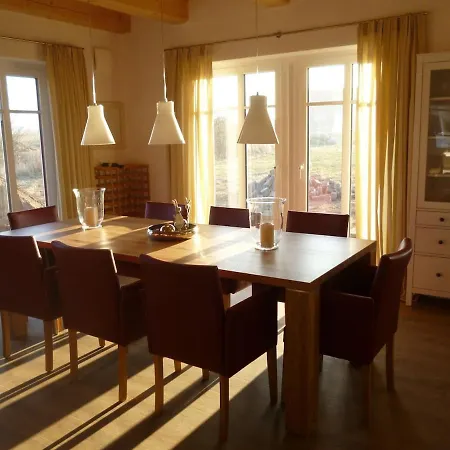2 Ostsee-wellness-landhaeuser Sauna, Dampfbad, Jacuzzi Vakantiehuis Groß Schwansee
