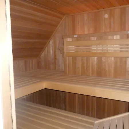 2 Ostsee-wellness-landhaeuser Sauna, Dampfbad, Jacuzzi *