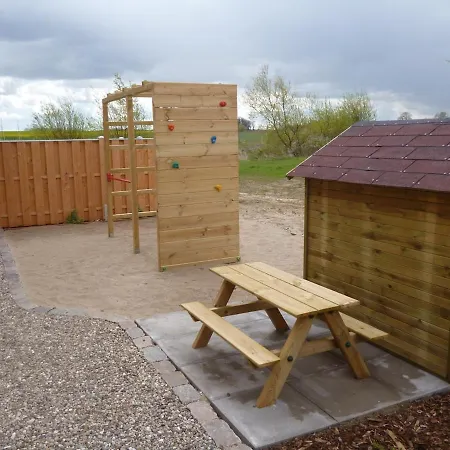 2 Ostsee-wellness-landhaeuser Sauna, Dampfbad, Jacuzzi *