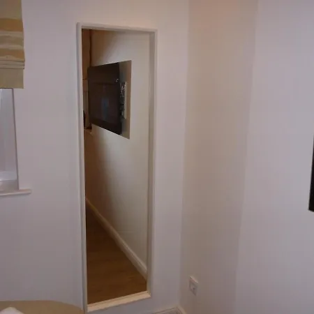 2 Ostsee-wellness-landhaeuser Sauna, Dampfbad, Jacuzzi Vakantiehuis